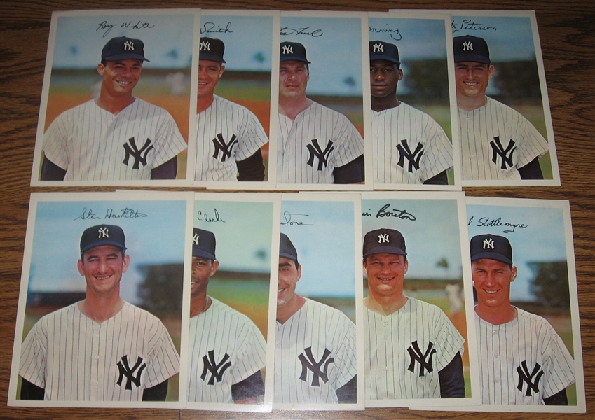 1950s & 60 Yankees & Mets, Premiums Lot of (30) W/ Mantle