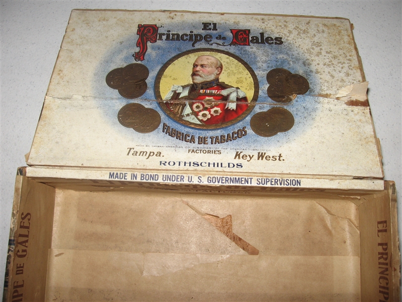 El Principe De Gales Cigarettes Pack & Box, Lot of (2)
