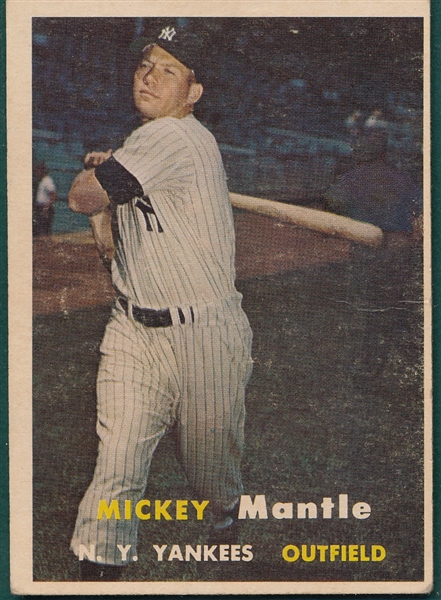 1957 Topps #95 Mickey Mantle 