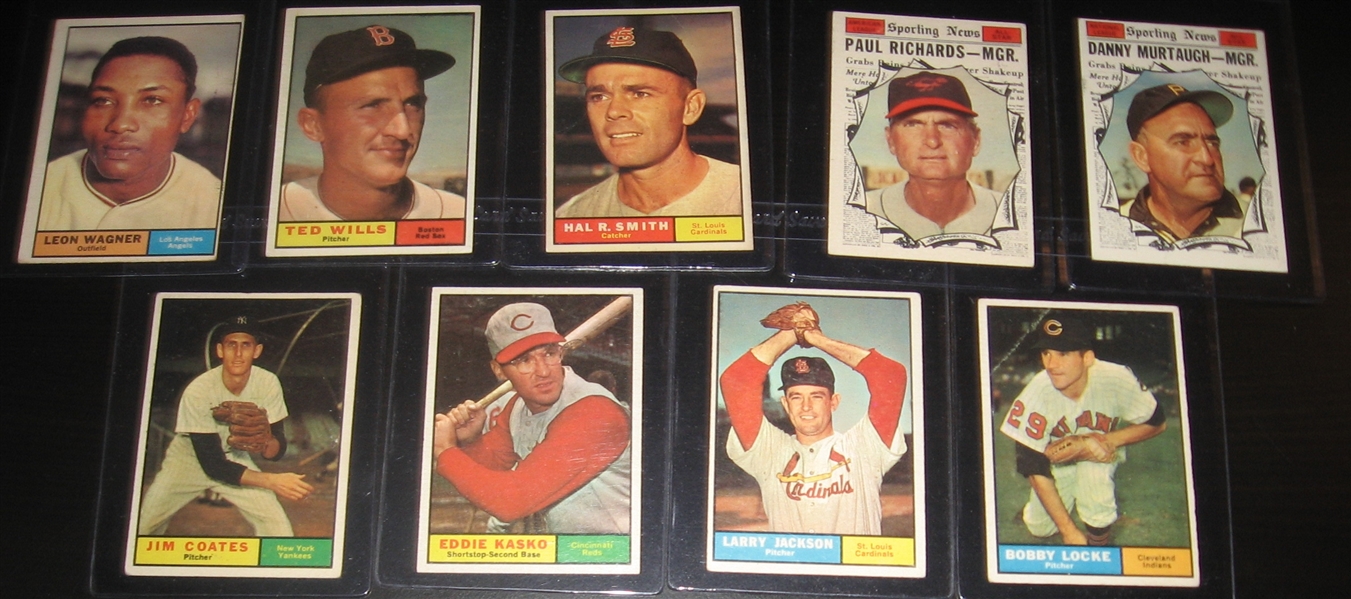 1961 Topps Lot of (22) W/ High Numbers, Aaron, Yaz & Mantle